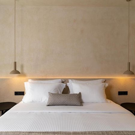 On The Square Apartment Pyrgos Kallistis ภายนอก รูปภาพ