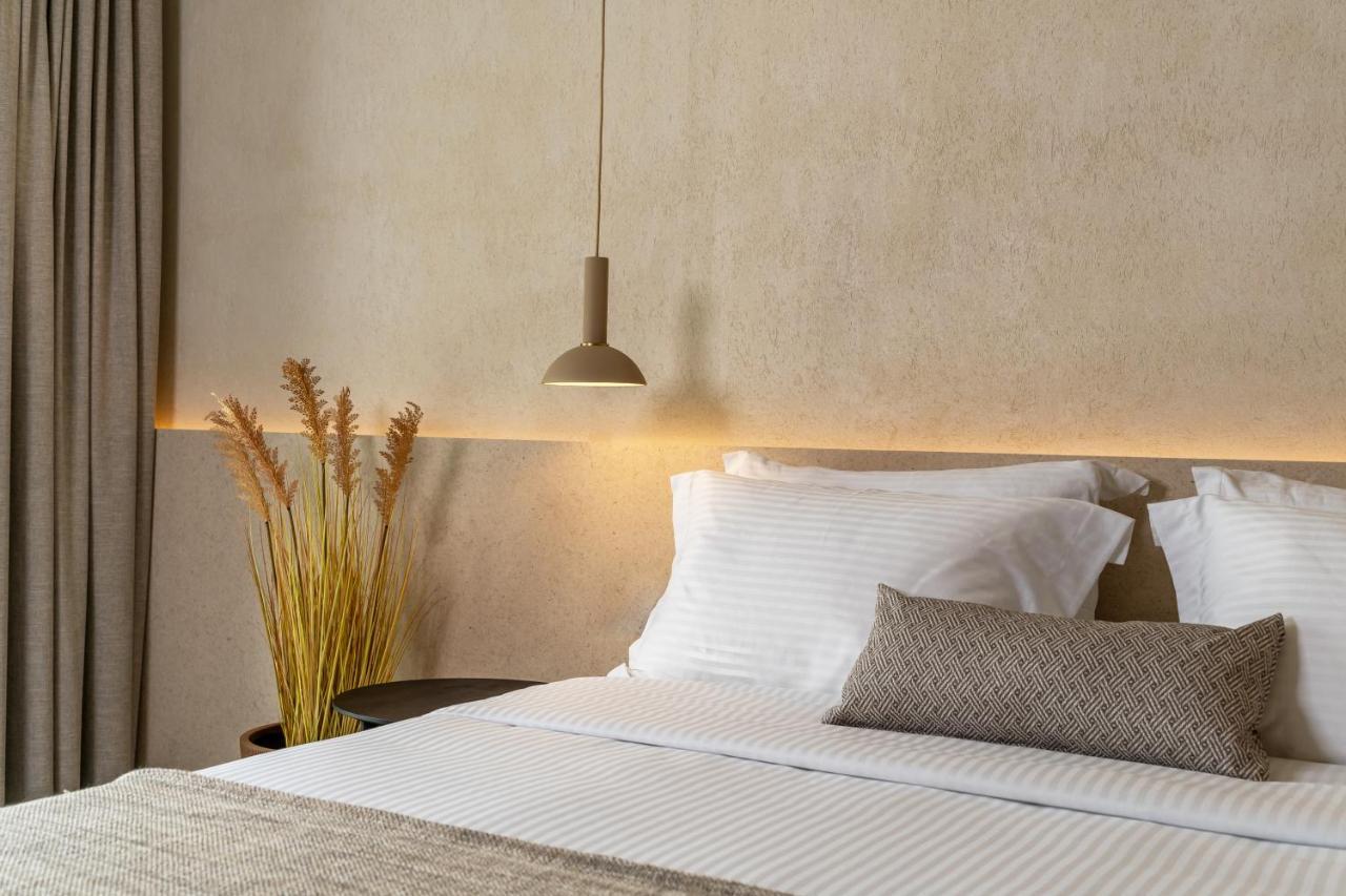 On The Square Apartment Pyrgos Kallistis ภายนอก รูปภาพ